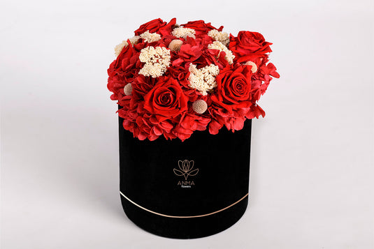 Floral Arrangement Amor black velvet